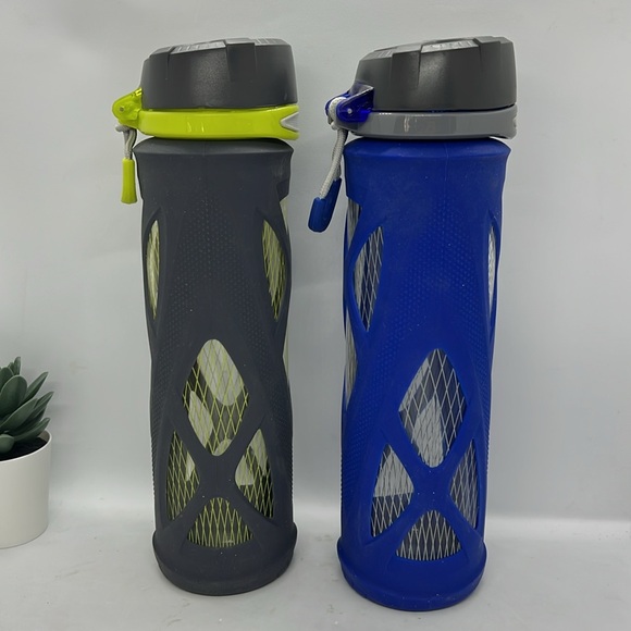 Set of 2 Zulu Atlas Glass Water Bottles with Silicone Sleeve - Picture 3 of 10